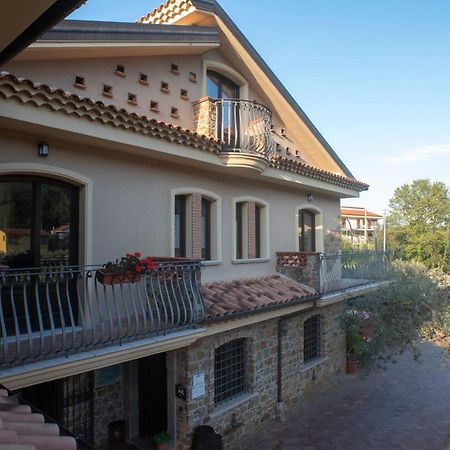 La Ginestra Hotel Castel San Lorenzo Luaran gambar
