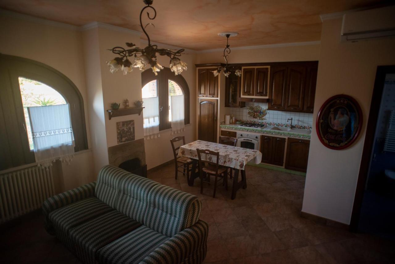 La Ginestra Hotel Castel San Lorenzo Luaran gambar