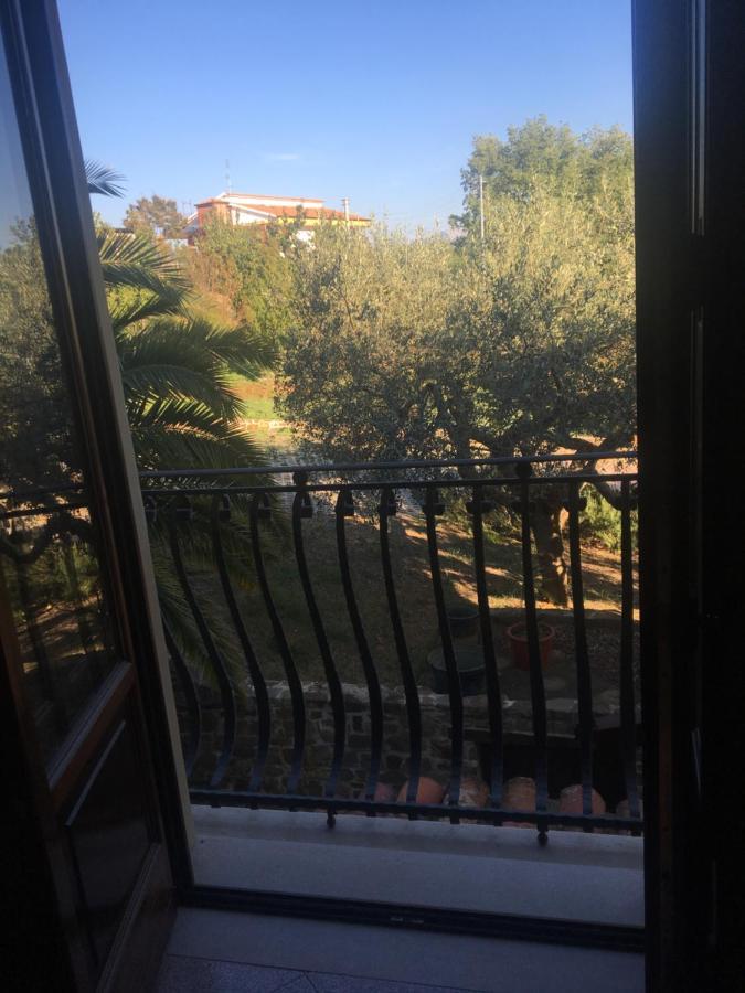 La Ginestra Hotel Castel San Lorenzo Luaran gambar