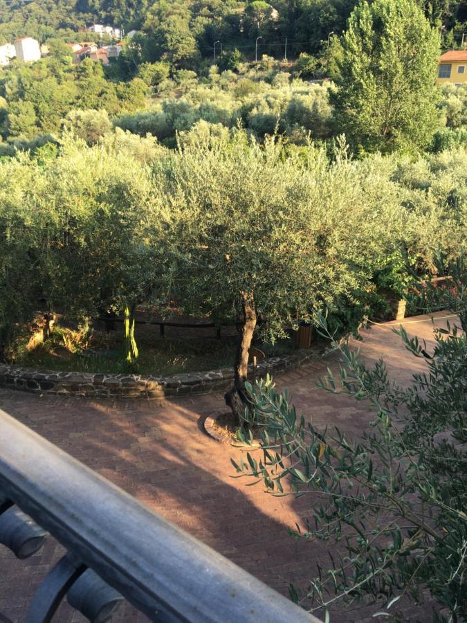 La Ginestra Hotel Castel San Lorenzo Luaran gambar