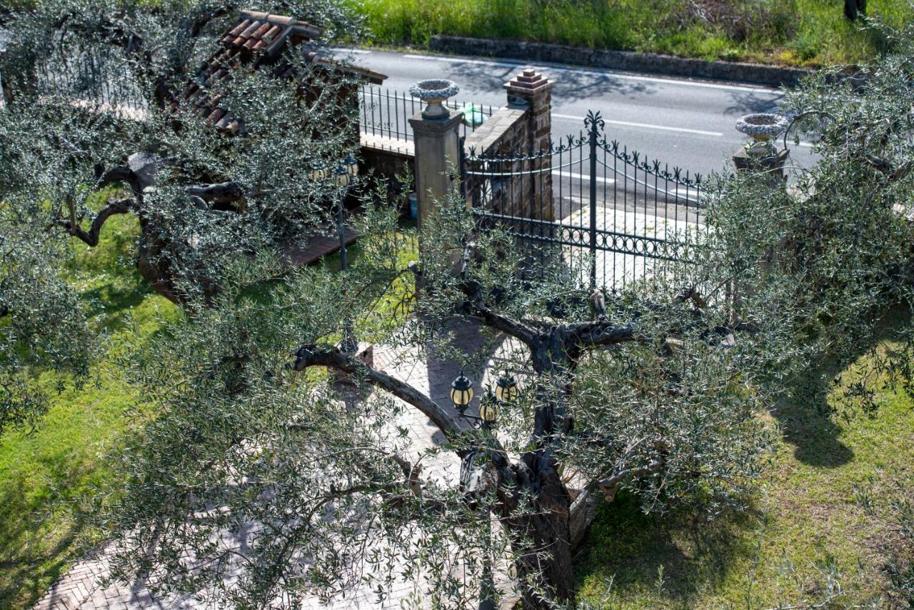 La Ginestra Hotel Castel San Lorenzo Luaran gambar