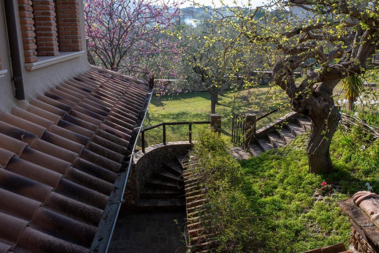 La Ginestra Hotel Castel San Lorenzo Luaran gambar