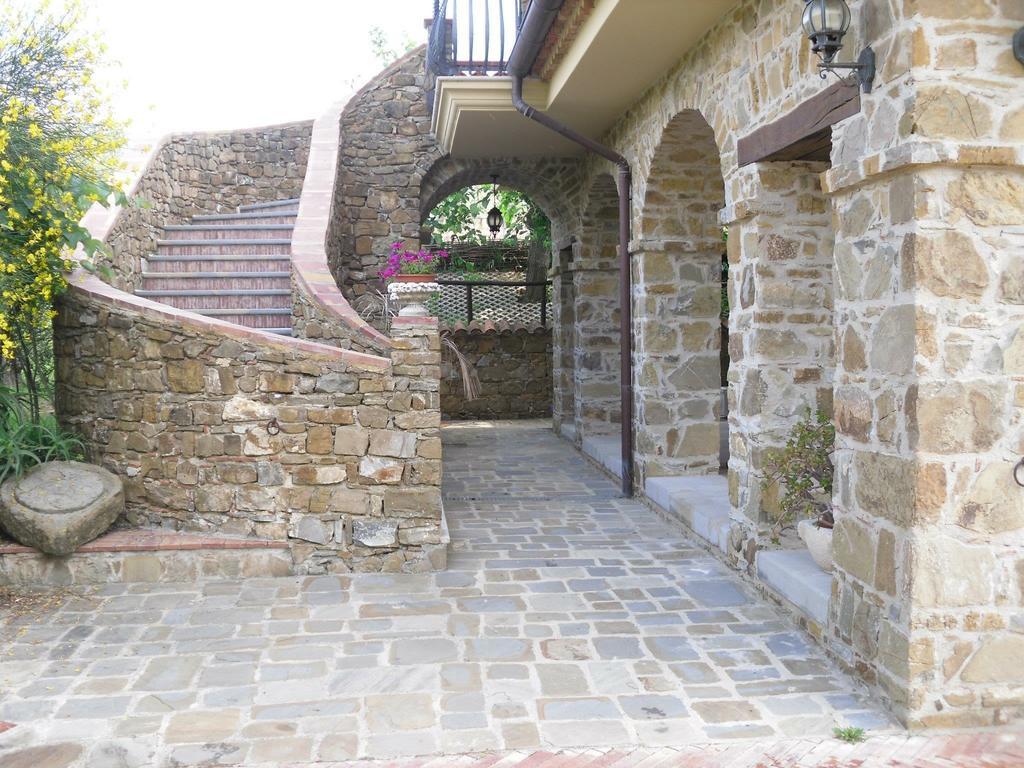 La Ginestra Hotel Castel San Lorenzo Luaran gambar