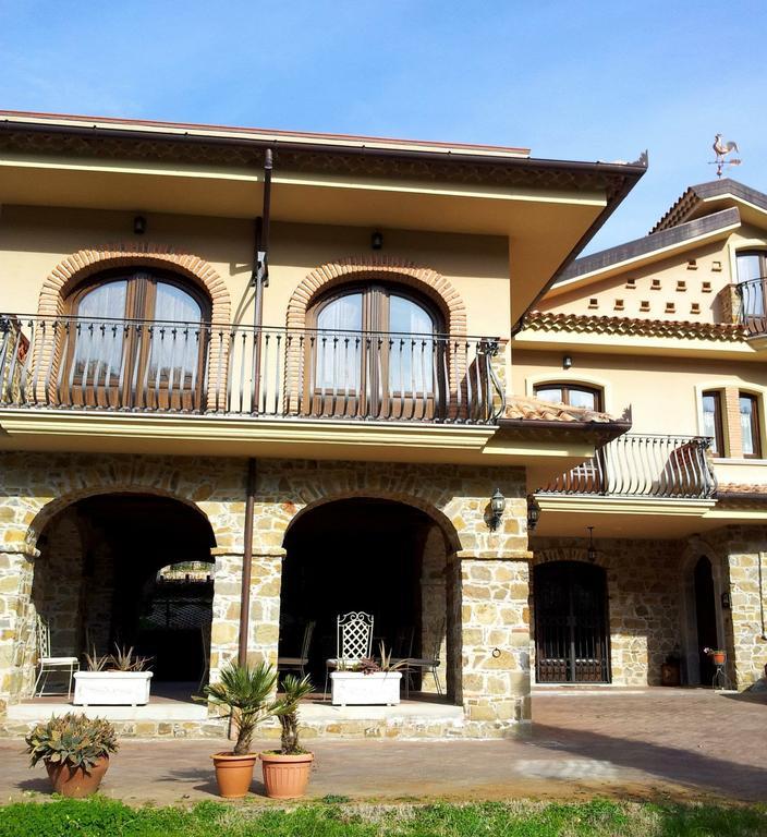 La Ginestra Hotel Castel San Lorenzo Luaran gambar
